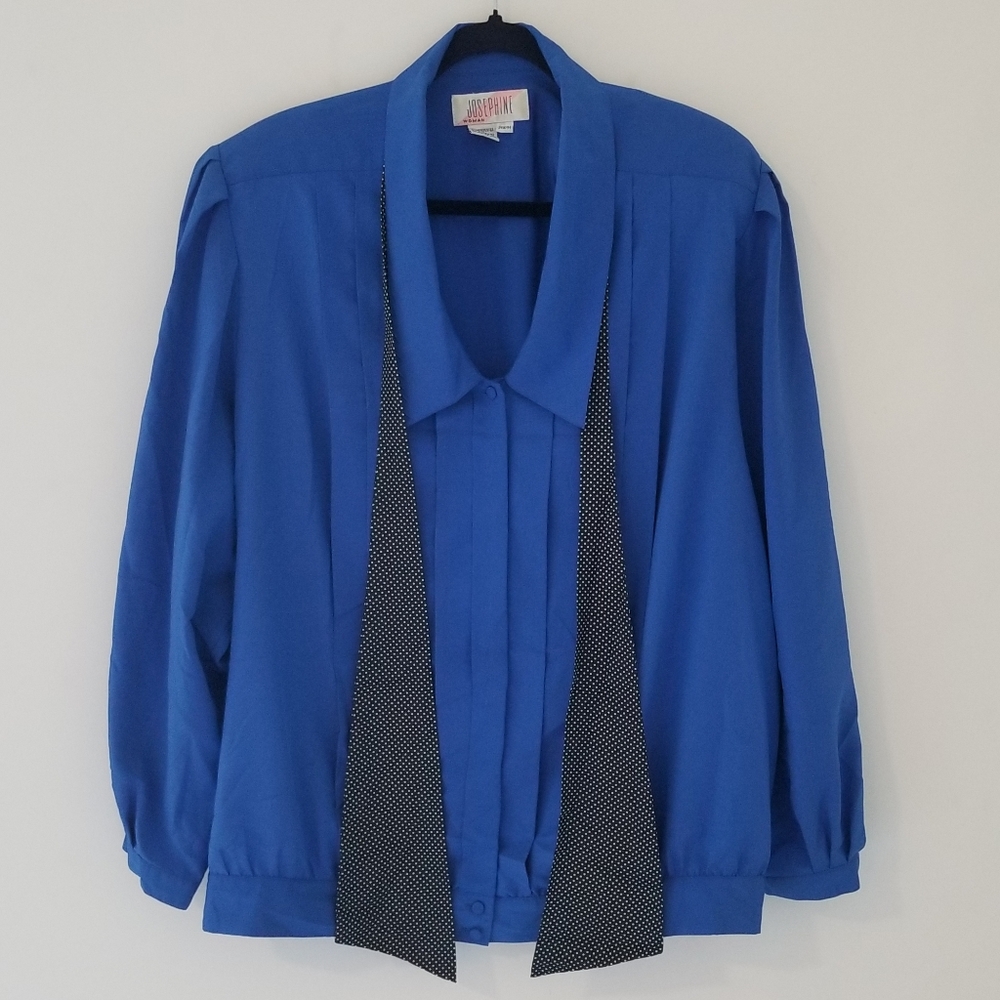 Josephine Woman Blue Blouse with Detectable Black/White Accessories Size 24W/44
